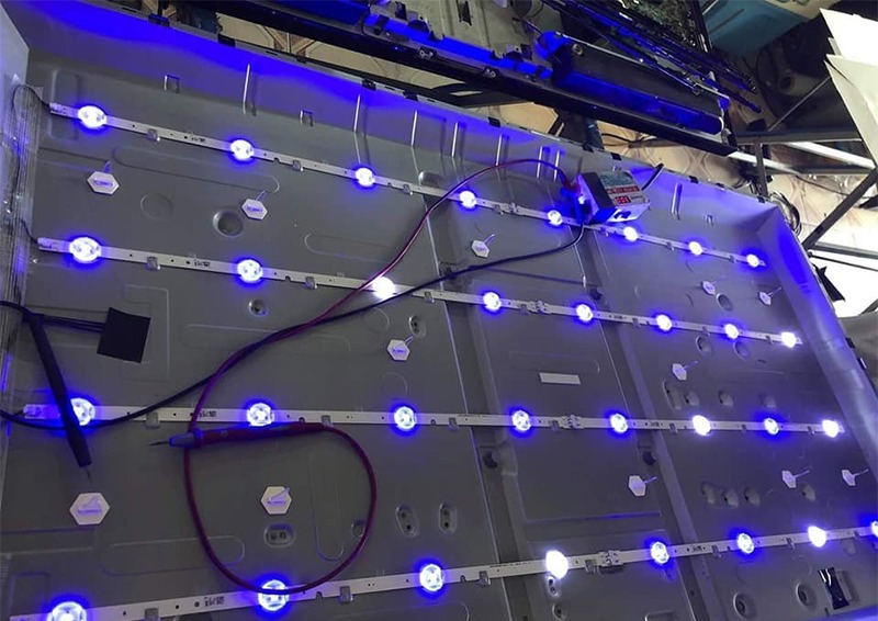 Sửa tivi bị lóa — thay đèn LED nền